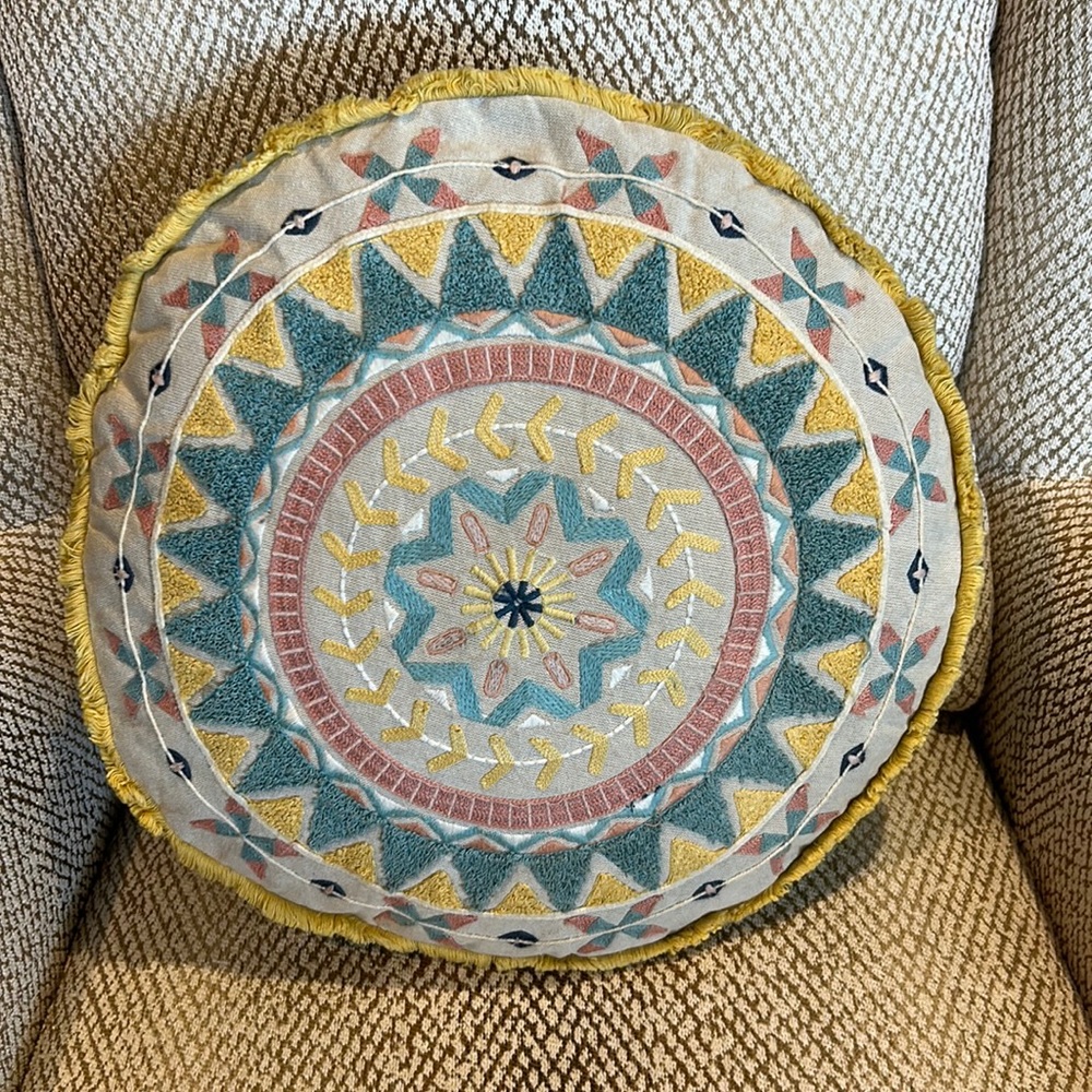 Throw Pillow~Embroidery-like stitching, loops, twine and fringe. Like new